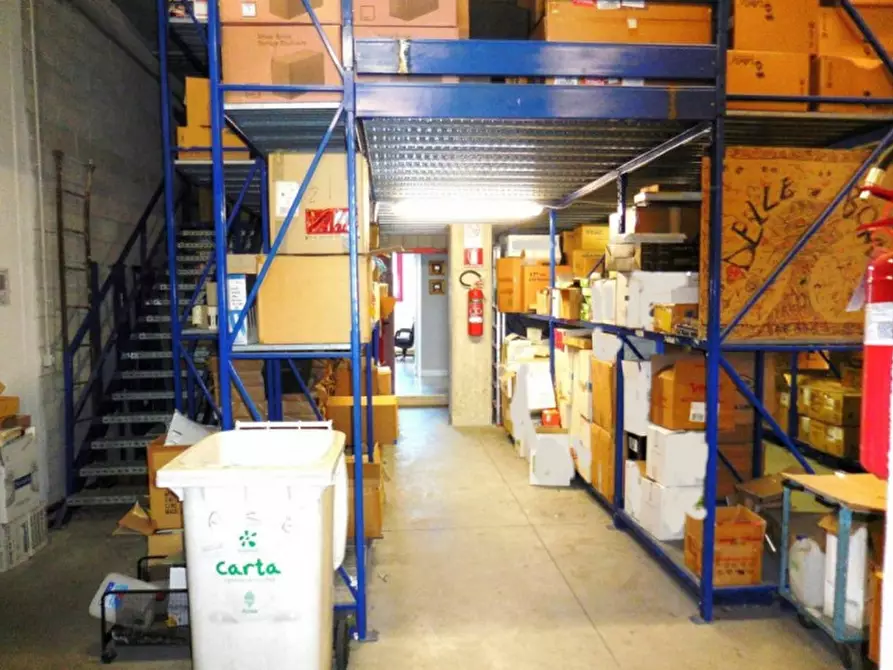 Immagine 12 di Magazzino in vendita  in VIA MUZIO ATTENDOLO SFORZA a Milano