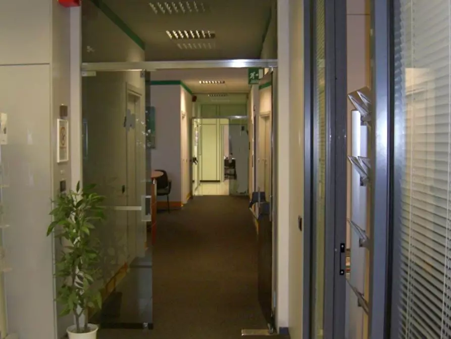 Immagine 23 di Ufficio in affitto  in VIA TOBAGI a Peschiera Borromeo