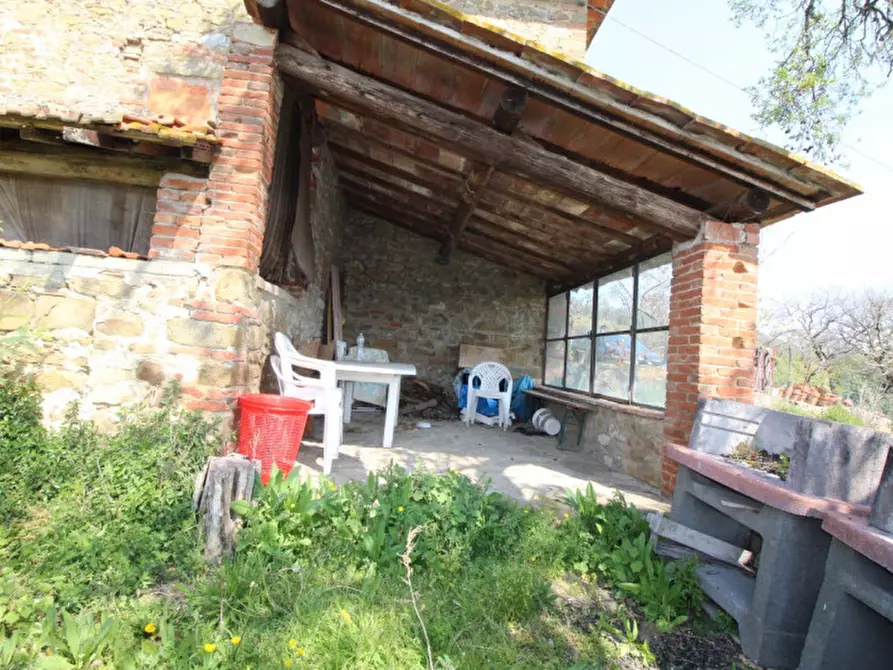 Immagine 5 di Casa indipendente in vendita  in 6 km a Bucine