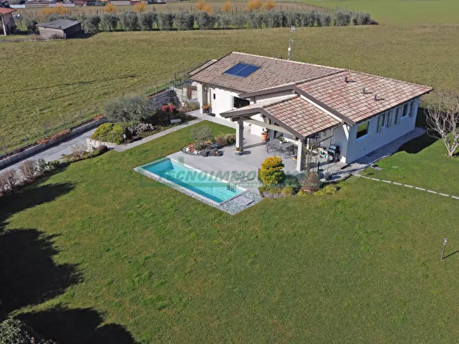 Immagine 22 di Villa in vendita  in Via Aldo Moro a Muscoline