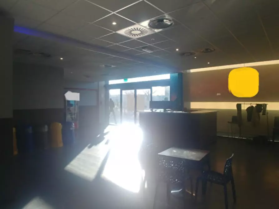 Immagine 6 di Laboratorio in vendita  in VIA RESISTENZA a Buccinasco