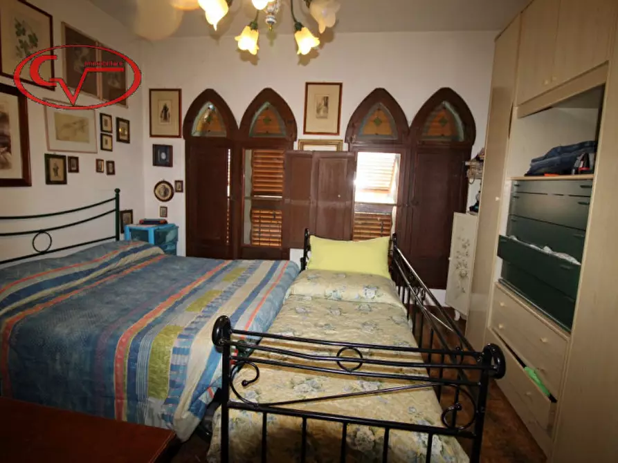 Immagine 7 di Palazzo in vendita  in mercatale valdarno a Montevarchi