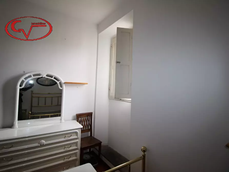 Immagine 10 di Palazzo in vendita  in mercatale valdarno a Montevarchi