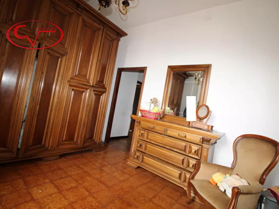 Immagine 14 di Palazzo in vendita  in mercatale valdarno a Montevarchi