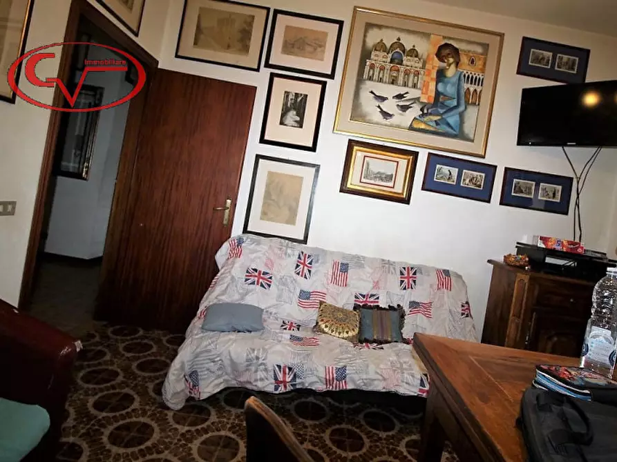 Immagine 19 di Palazzo in vendita  in mercatale valdarno a Montevarchi