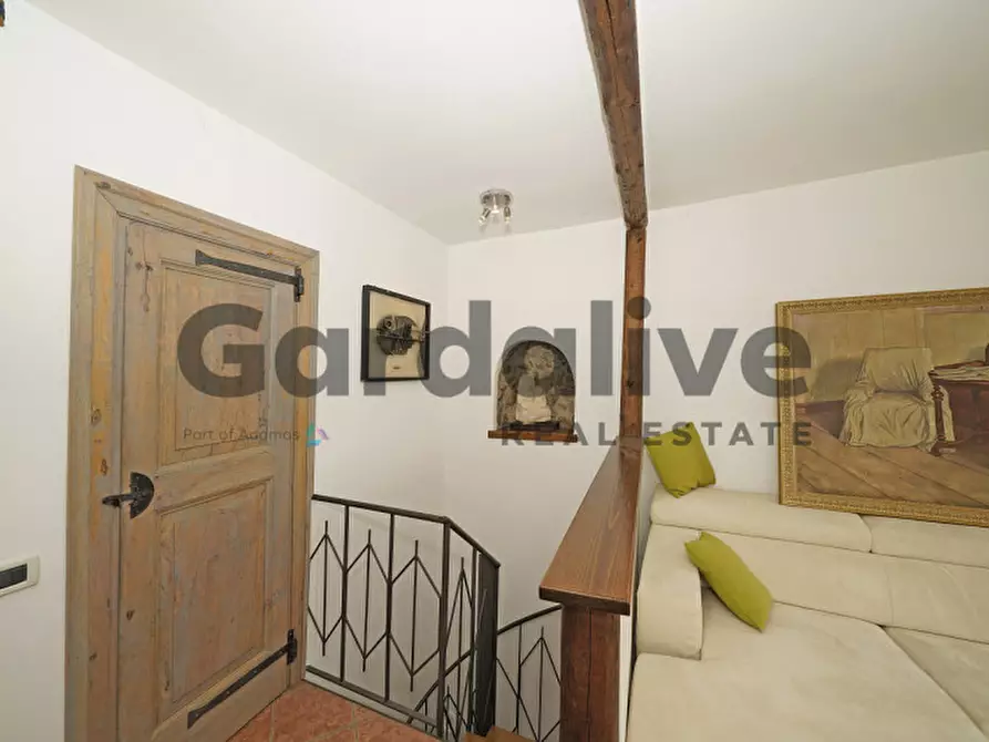 Immagine 12 di Casa bifamiliare in vendita  in Castello di Padenghe a Padenghe Sul Garda