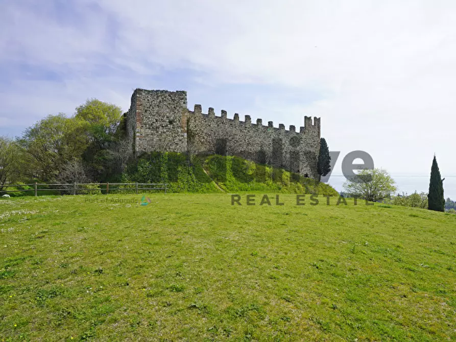 Immagine 19 di Casa bifamiliare in vendita  in Castello di Padenghe a Padenghe Sul Garda