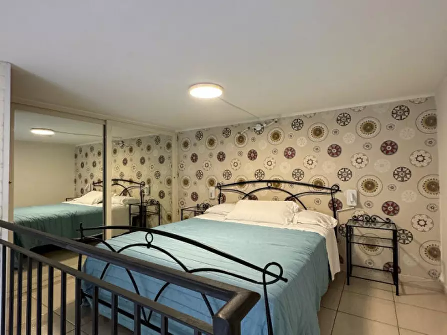 Immagine 1 di Appartamento in affitto  in Via A. Poerio a Napoli