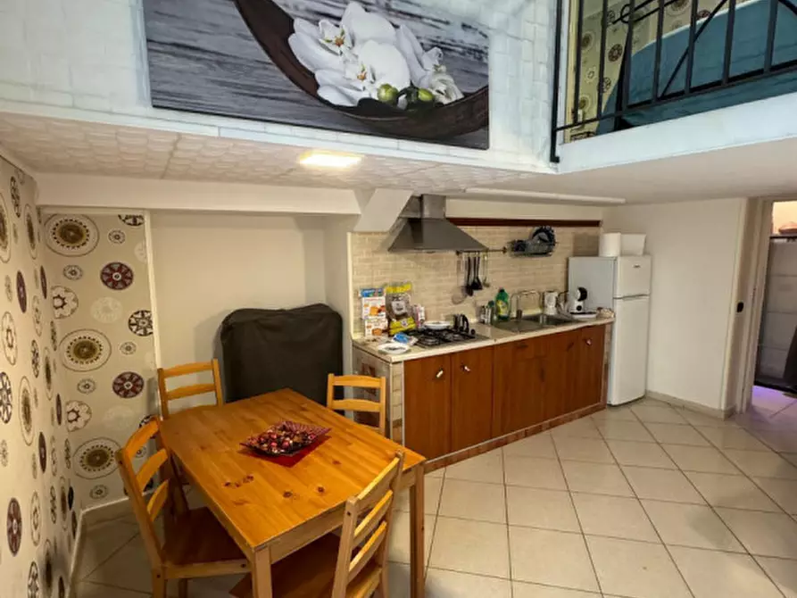 Immagine 2 di Appartamento in affitto  in Via A. Poerio a Napoli