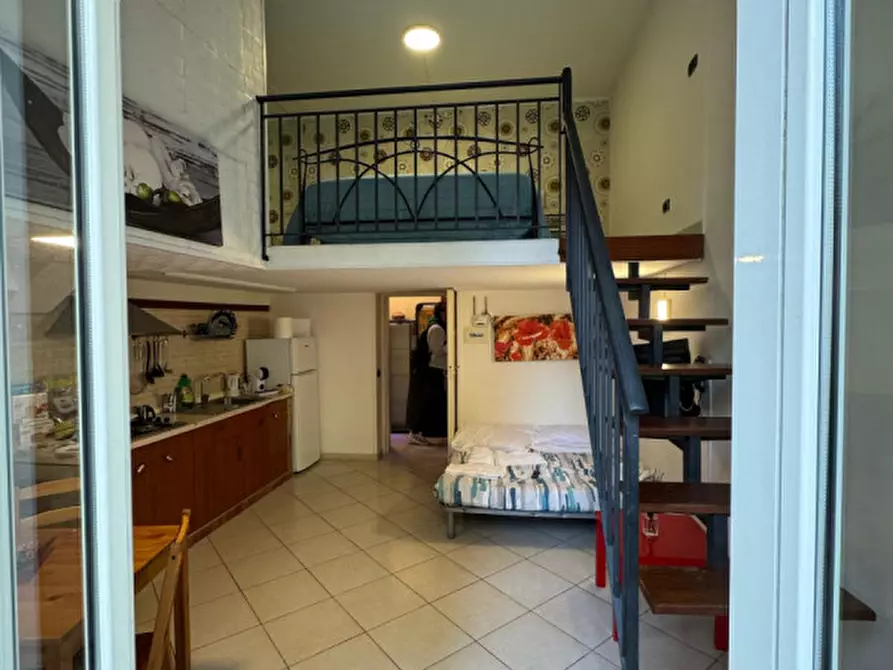 Immagine 3 di Appartamento in affitto  in Via A. Poerio a Napoli