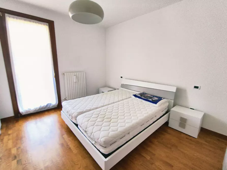 Immagine 12 di Appartamento in vendita  in via Montegrotto a Abano Terme