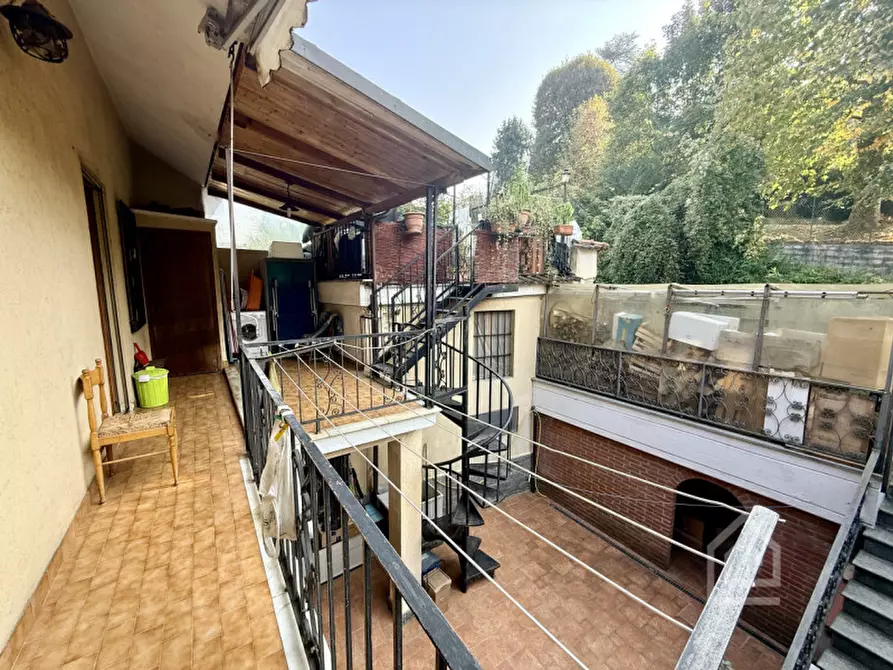 Immagine 41 di Villetta a schiera in vendita  in via Pescatori 117 a San Mauro Torinese