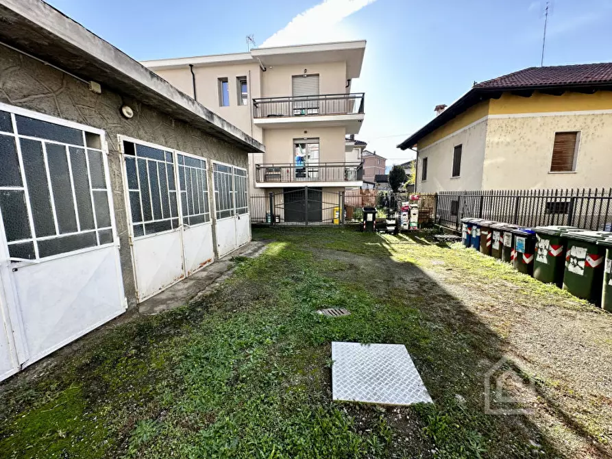 Immagine 2 di Garage in vendita  in Via Palestro 2 a San Mauro Torinese