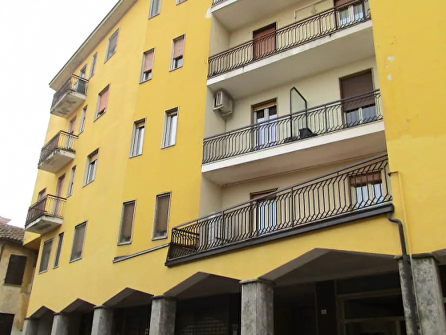 Immagine 1 di Appartamento in vendita  in via Angiolina Biscaldi n° 4 a Tromello