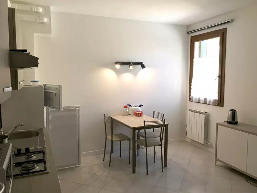 Immagine 3 di Appartamento in affitto  in via giovanni miani a Rovigo