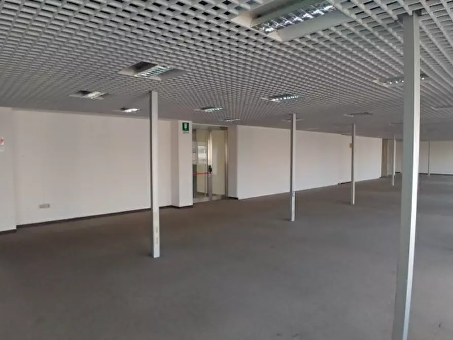 Immagine 8 di Ufficio in affitto  in VIA OLGIA a Segrate