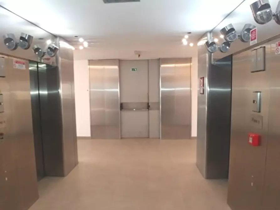 Immagine 20 di Ufficio in affitto  in VIA OLGIA a Segrate