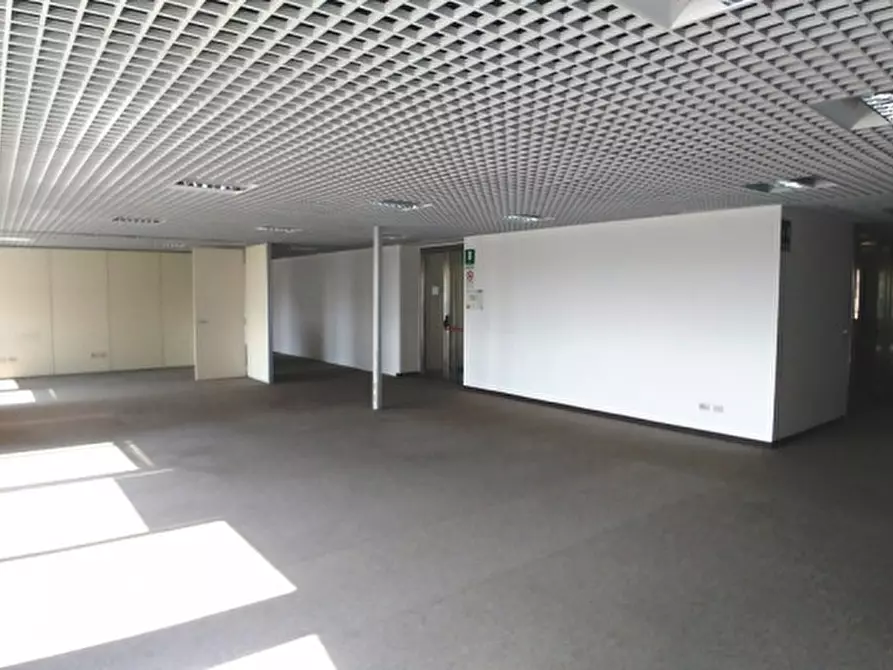 Immagine 2 di Ufficio in affitto  in VIA OLGIA a Segrate