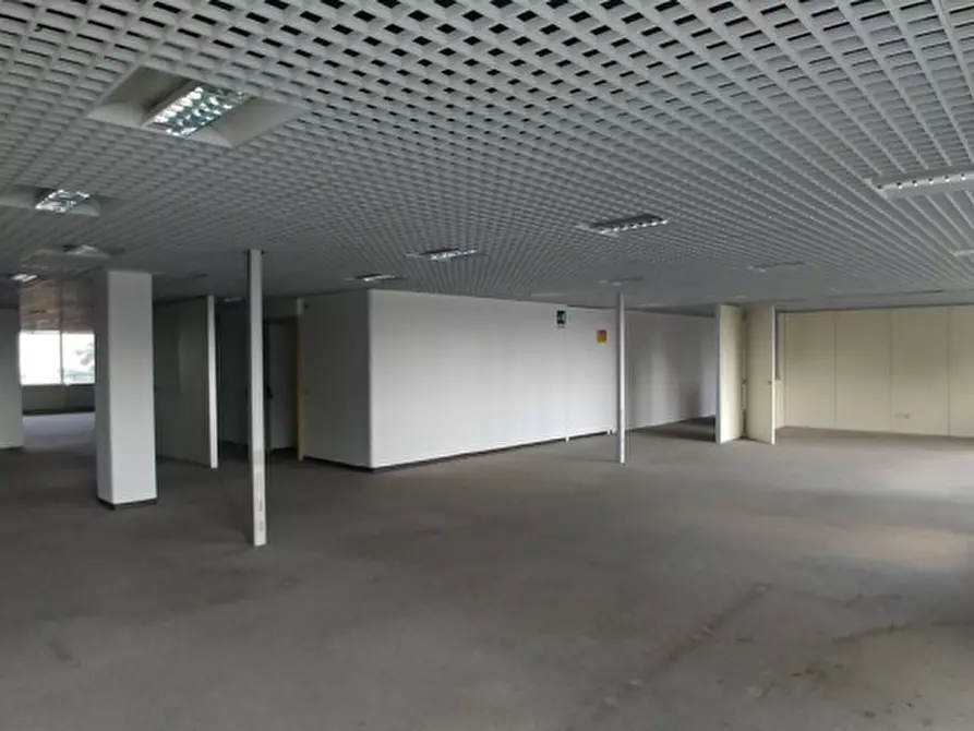 Immagine 17 di Ufficio in affitto  in VIA OLGIA a Segrate
