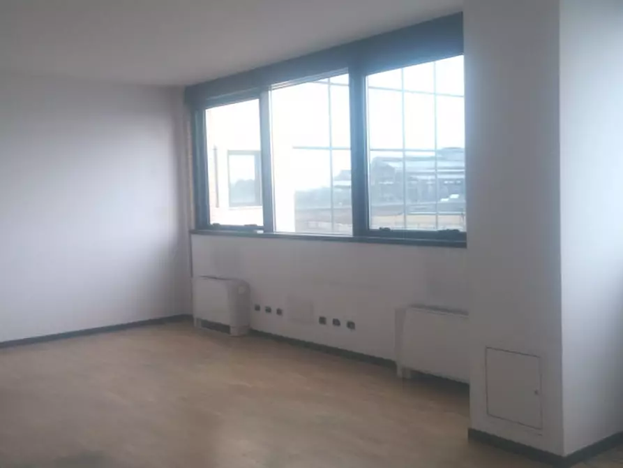 Immagine 9 di Ufficio in affitto  in VIA CANTORE GEN. a Sesto San Giovanni