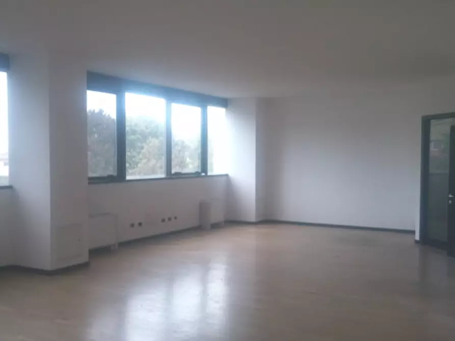 Immagine 12 di Ufficio in affitto  in VIA CANTORE GEN. a Sesto San Giovanni