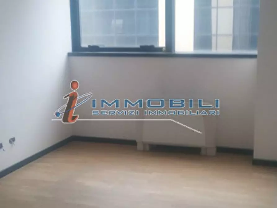 Immagine 4 di Ufficio in affitto  in VIA CANTORE GEN. a Sesto San Giovanni