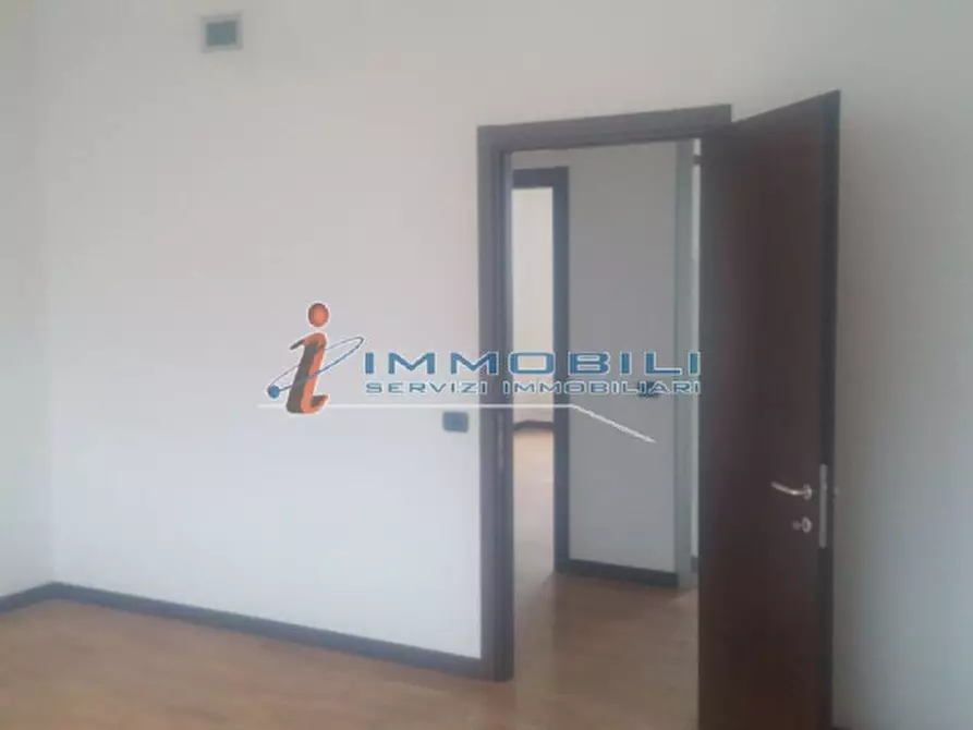 Immagine 15 di Ufficio in affitto  in VIA CANTORE GEN. a Sesto San Giovanni