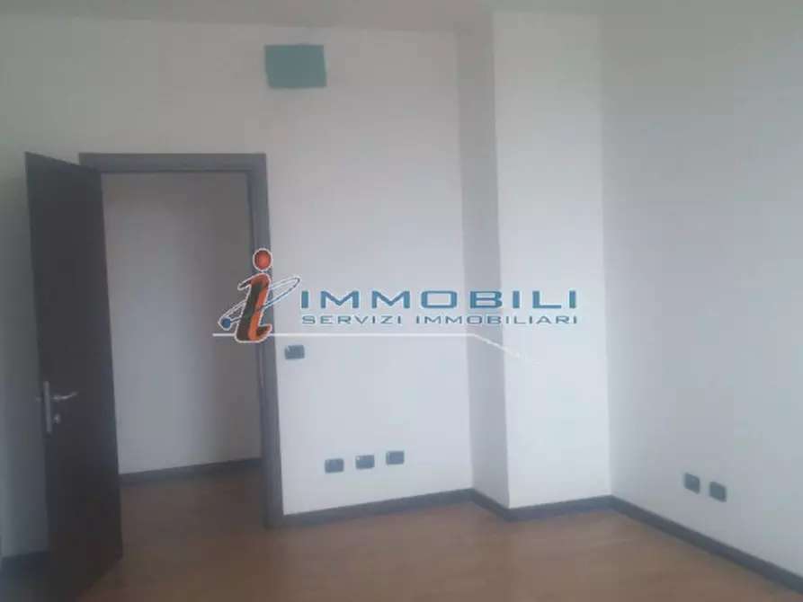 Immagine 17 di Ufficio in affitto  in VIA CANTORE GEN. a Sesto San Giovanni