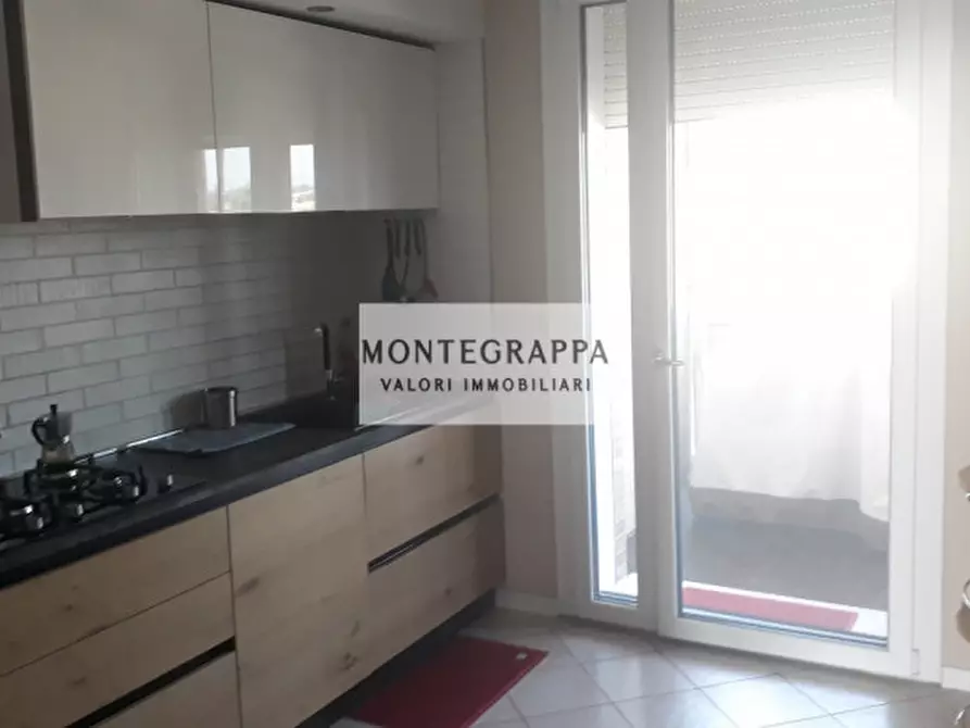 Immagine 1 di Attico in vendita  in Via Della Cerva a Castelfranco Veneto