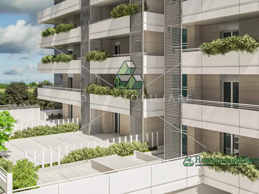 Immagine 3 di Appartamento in vendita  in Viale Leonida Tonelli a Roma