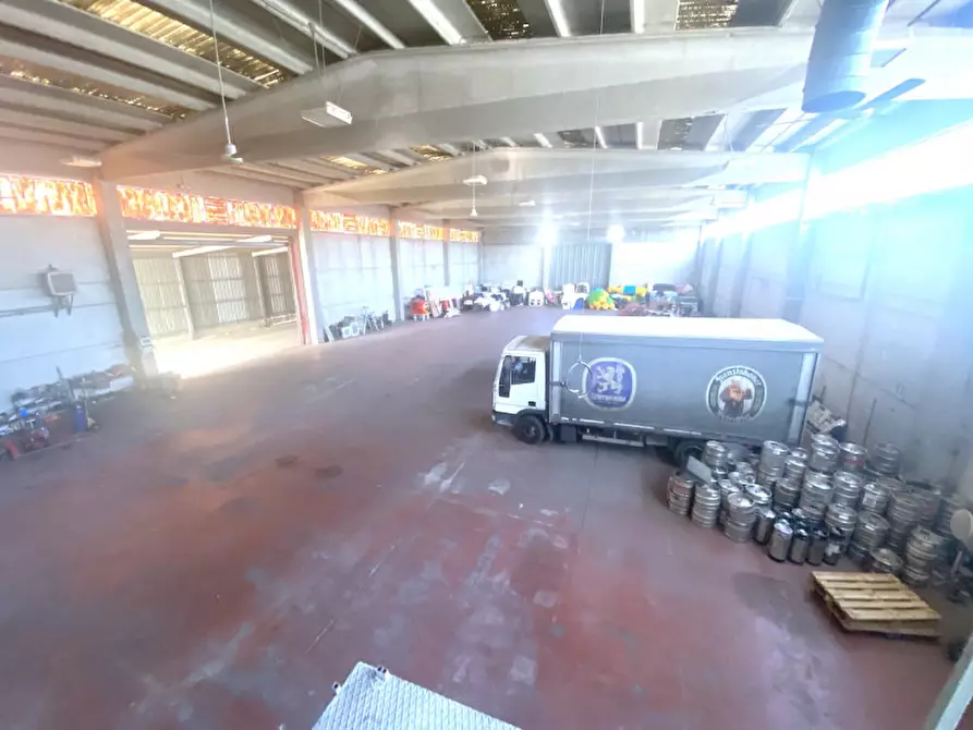 Immagine 3 di Capannone industriale in affitto  in VIA ROMEA SUD 70 a Cervia