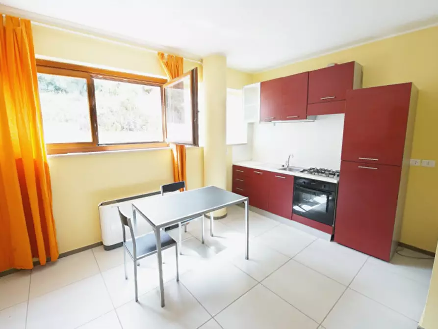 Immagine 1 di Appartamento in affitto  in via di sotto a Pescara