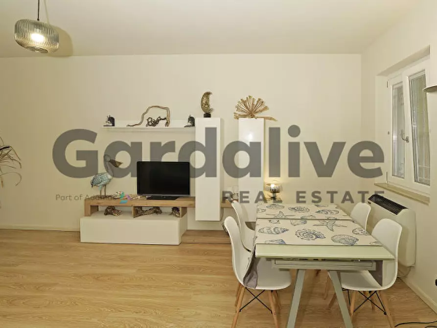 Immagine 3 di Appartamento in vendita  a Soiano Del Lago