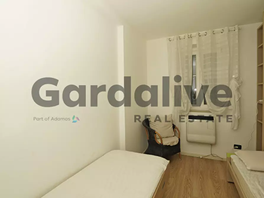 Immagine 9 di Appartamento in vendita  a Soiano Del Lago