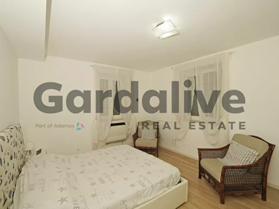 Immagine 12 di Appartamento in vendita  a Soiano Del Lago