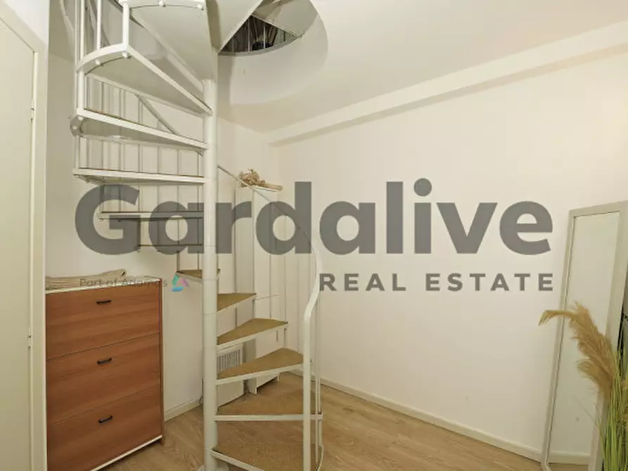 Immagine 17 di Appartamento in vendita  a Soiano Del Lago