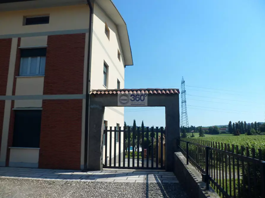 Immagine 5 di Casa indipendente in vendita  in Via Tito Speri a Corte Franca