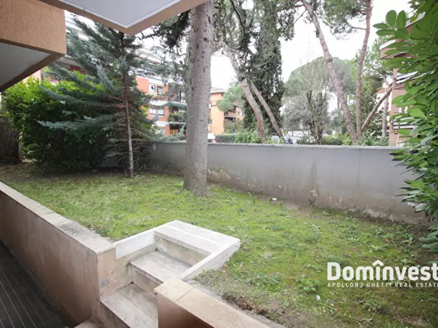 Immagine 2 di Ufficio in affitto  in Viale Cortina D'Ampezzo a Roma