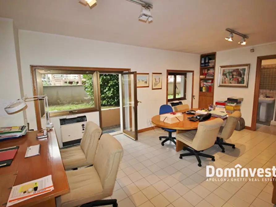 Immagine 5 di Ufficio in affitto  in Viale Cortina D'Ampezzo a Roma