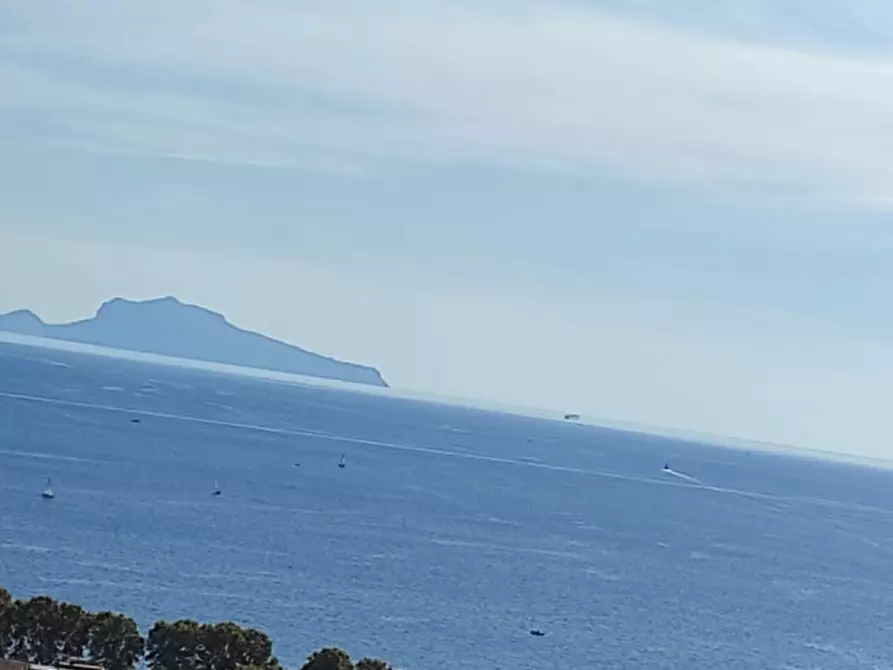 Immagine 1 di Appartamento in affitto  in CORSO VITTORIO EMANUELE 205 a Napoli
