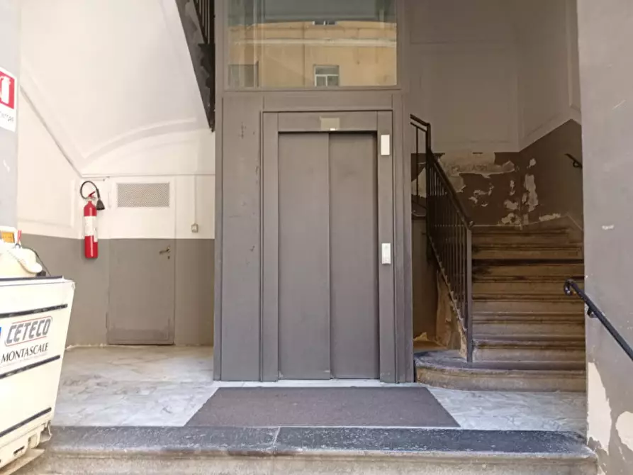 Immagine 32 di Appartamento in affitto  in CORSO VITTORIO EMANUELE 205 a Napoli
