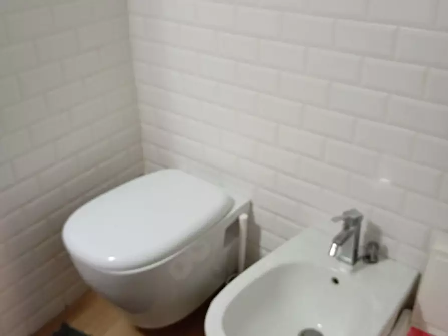 Immagine 42 di Appartamento in affitto  in CORSO VITTORIO EMANUELE 205 a Napoli