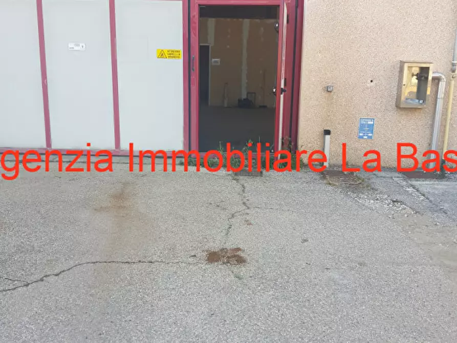 Immagine 1 di Capannone industriale in vendita  in Via Cavour a Badia Polesine