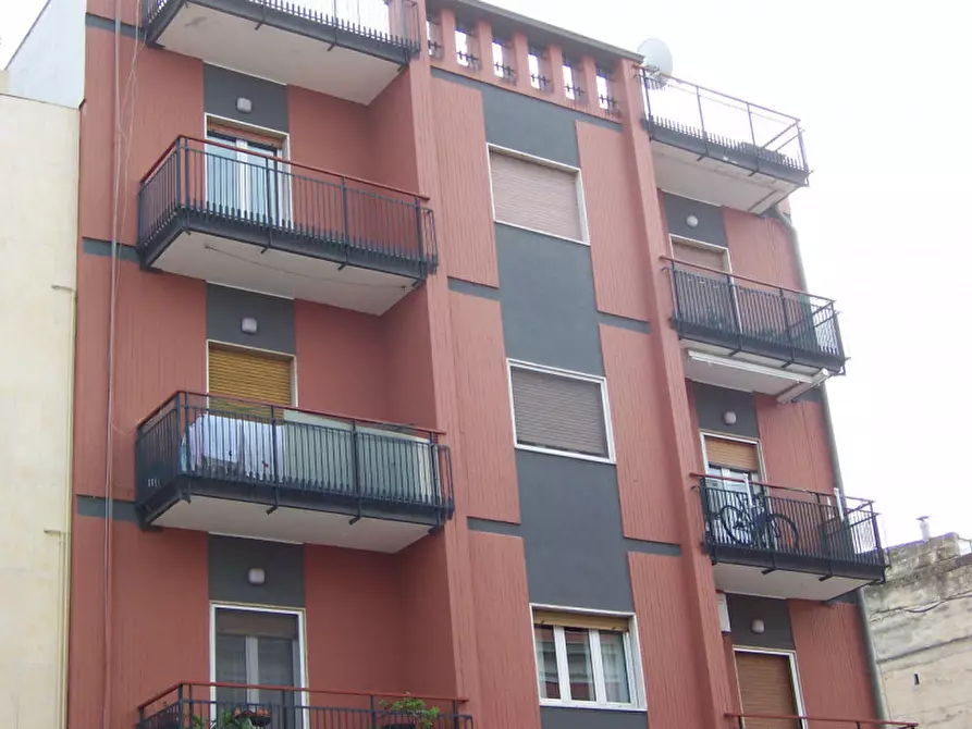 Immagine 2 di Garage in vendita  in VIA XX SETTEMBRE a Modugno