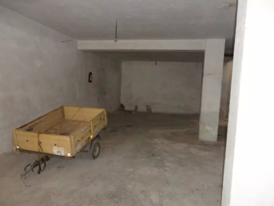 Immagine 7 di Garage in vendita  in VIA XX SETTEMBRE a Modugno