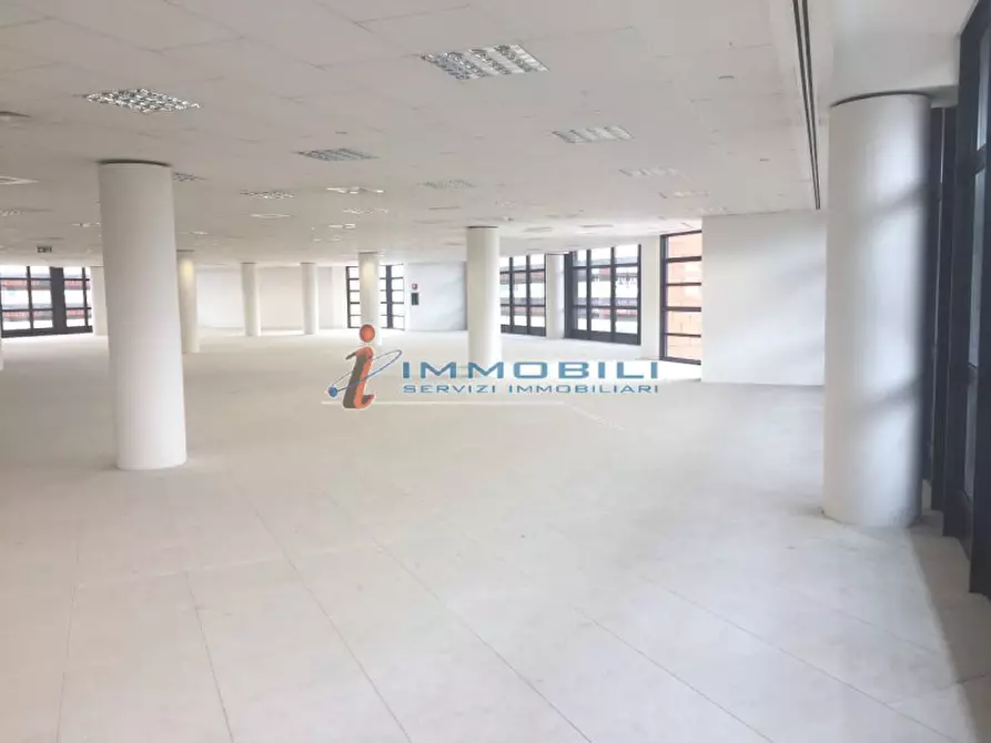 Immagine 22 di Ufficio in affitto  in VIA DI VITTORIO G. a Vimodrone