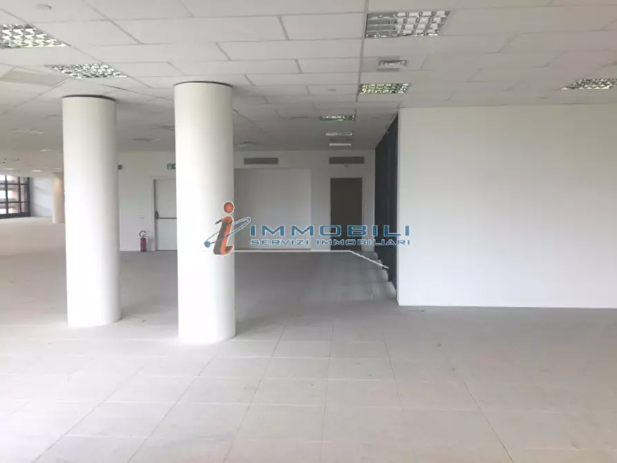 Immagine 18 di Ufficio in affitto  in VIA DI VITTORIO G. a Vimodrone