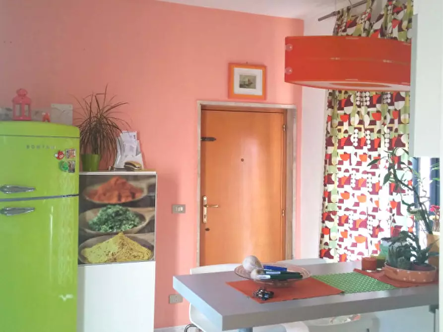 Immagine 4 di Appartamento in vendita  in VIA PORTELLO a Modugno