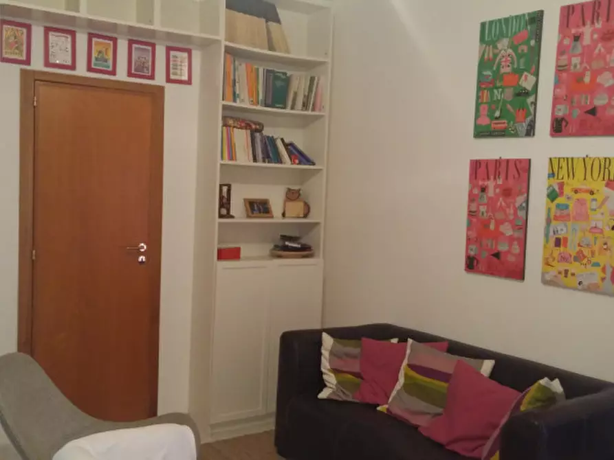 Immagine 7 di Appartamento in vendita  in VIA PORTELLO a Modugno