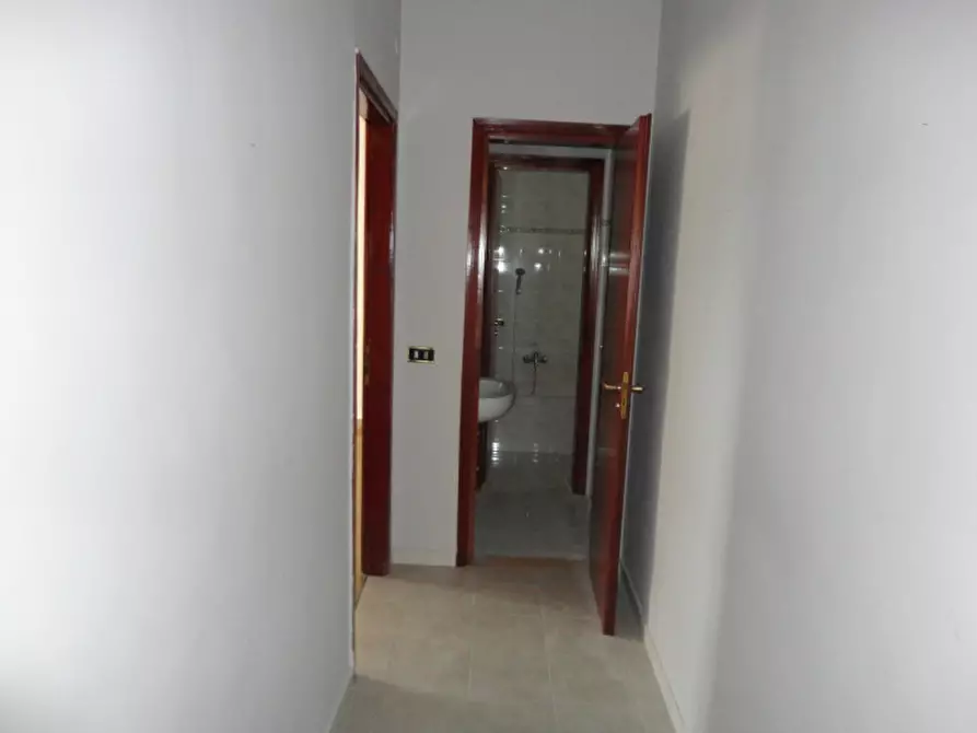 Immagine 26 di Appartamento in vendita  in VIA PORTO TORRES a Modugno